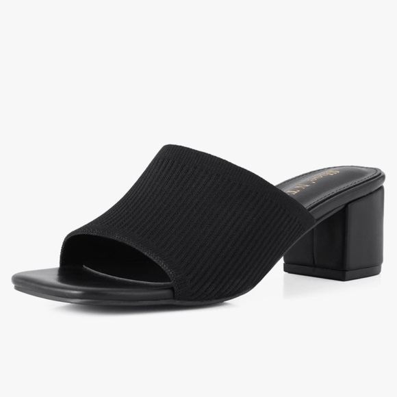 NIB SHOE’N TALE Black Slide Mules - Picture 1 of 8